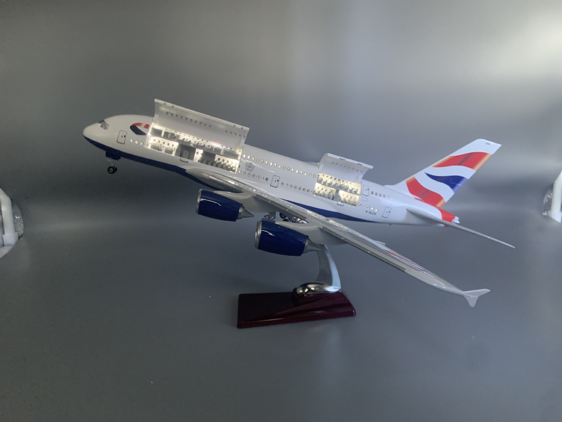 46CM Airplane Scale British Ai - Outdoor Furniture Glider 评论和价格